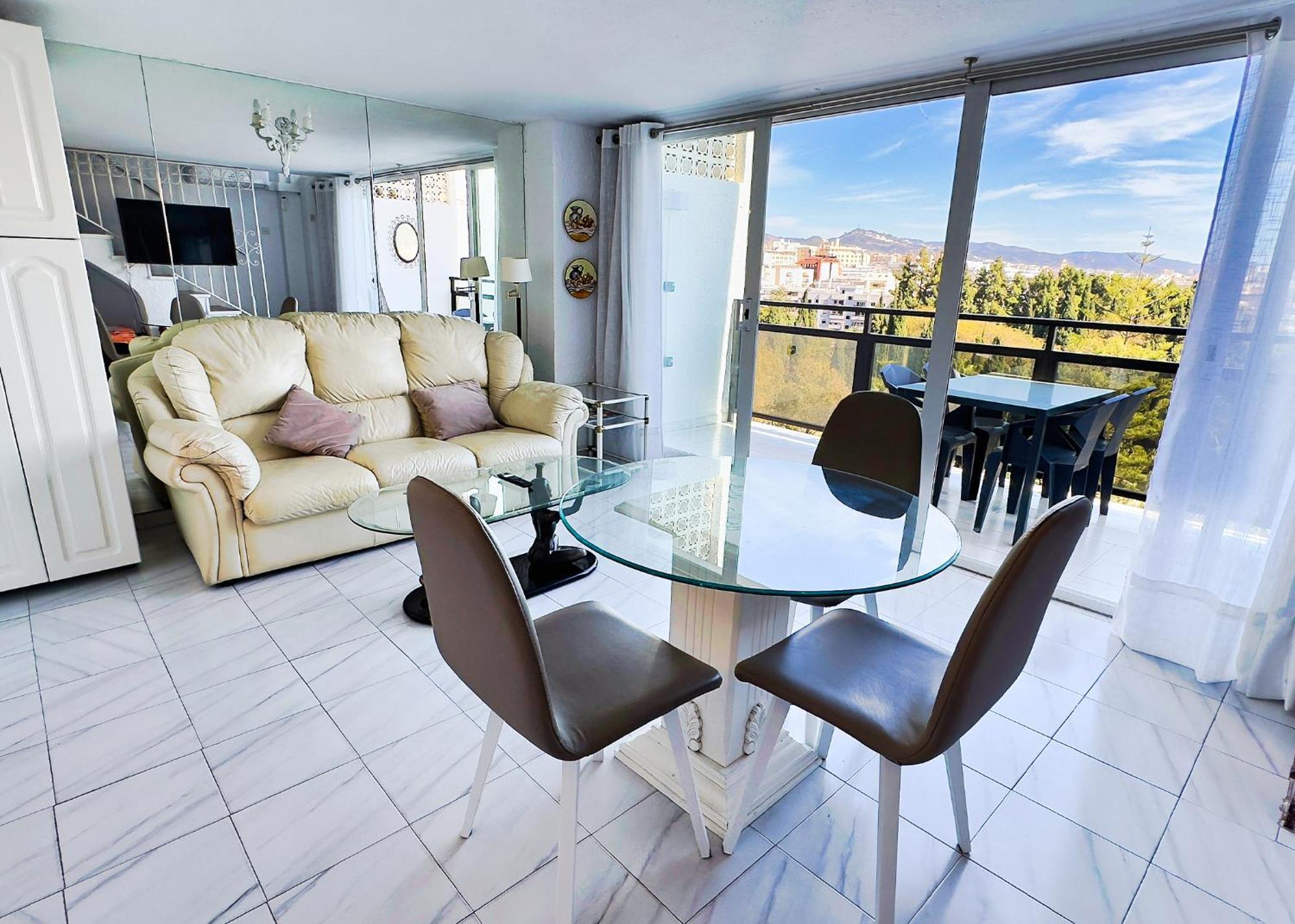 Skol 727 Lovely 2 Bedroom Duplex In Center Lägenhet Marbella